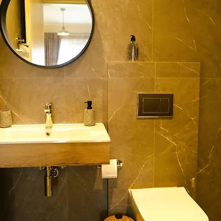 Blumango Apartmanhotel Jeriszósz