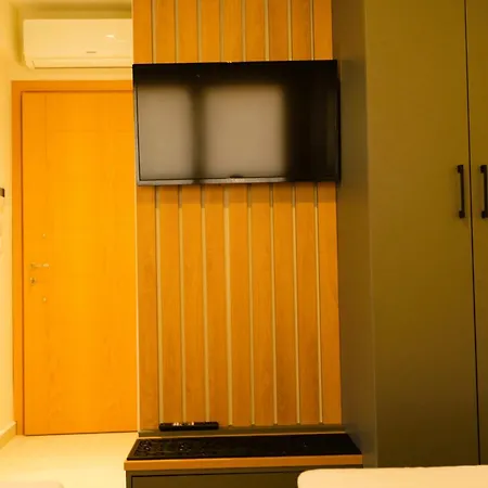 Blumango Aparthotel Ierissós